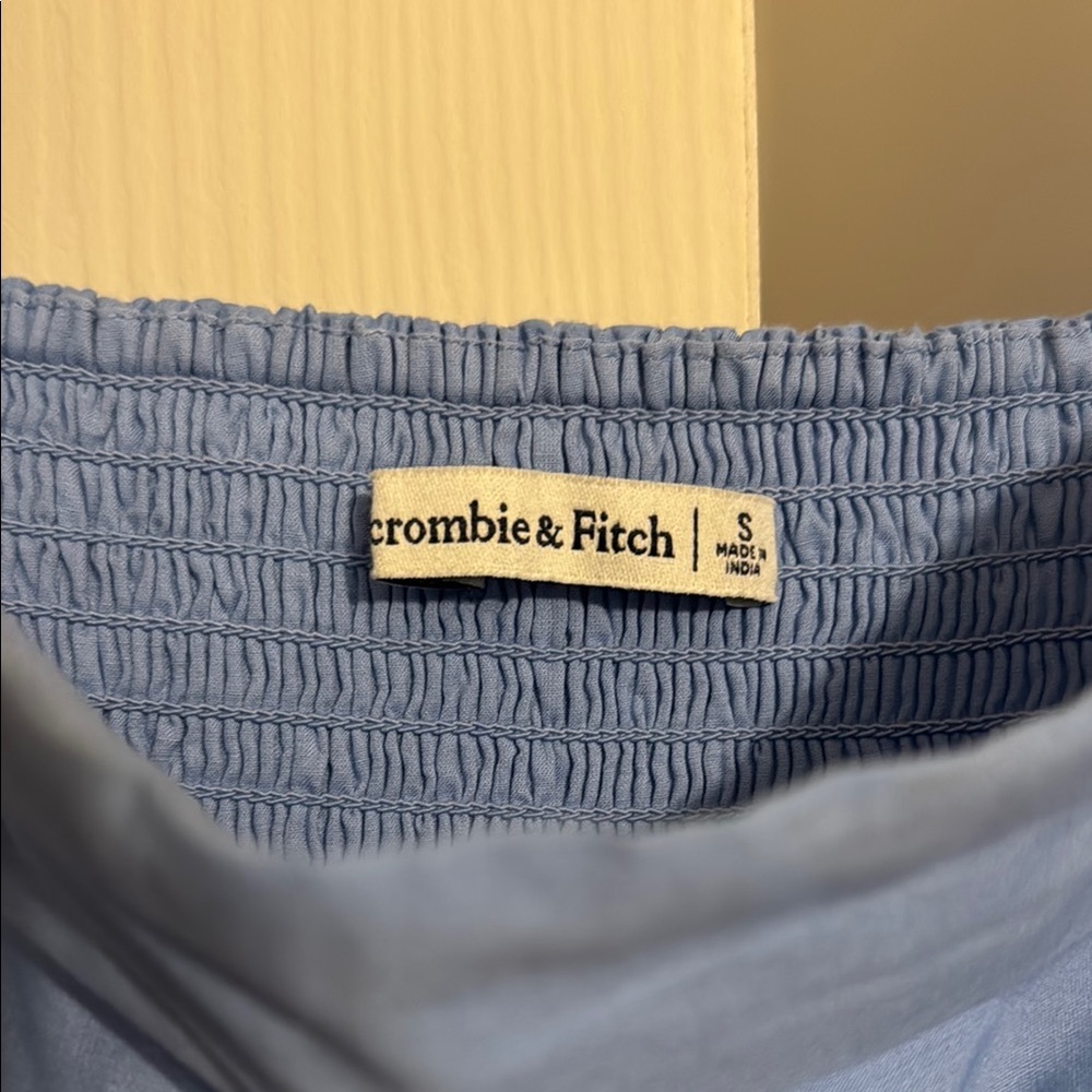 Abercrombie & Fitch Sky Blue dress - Picture 2 of 2